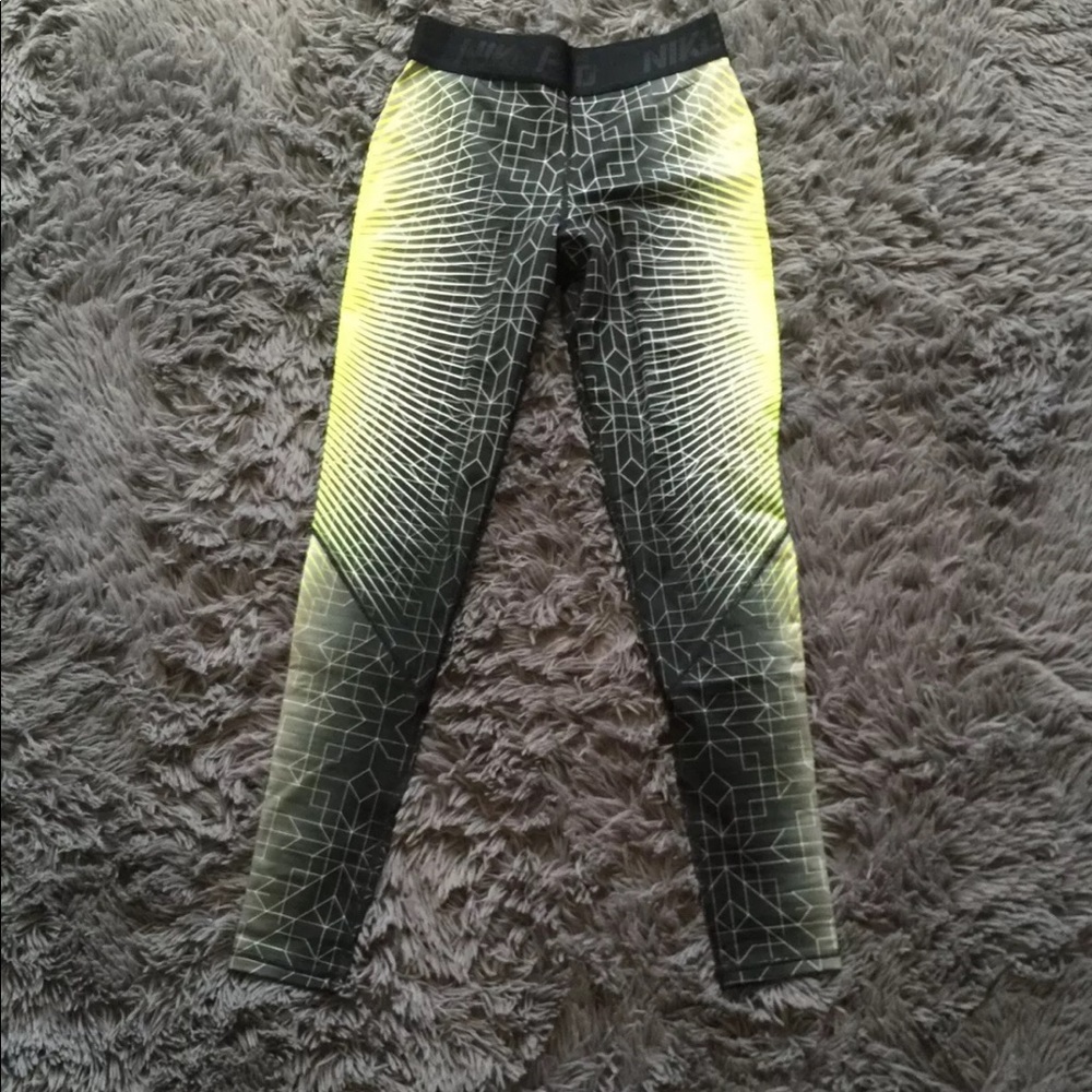 Women’s Nike Leggings size small